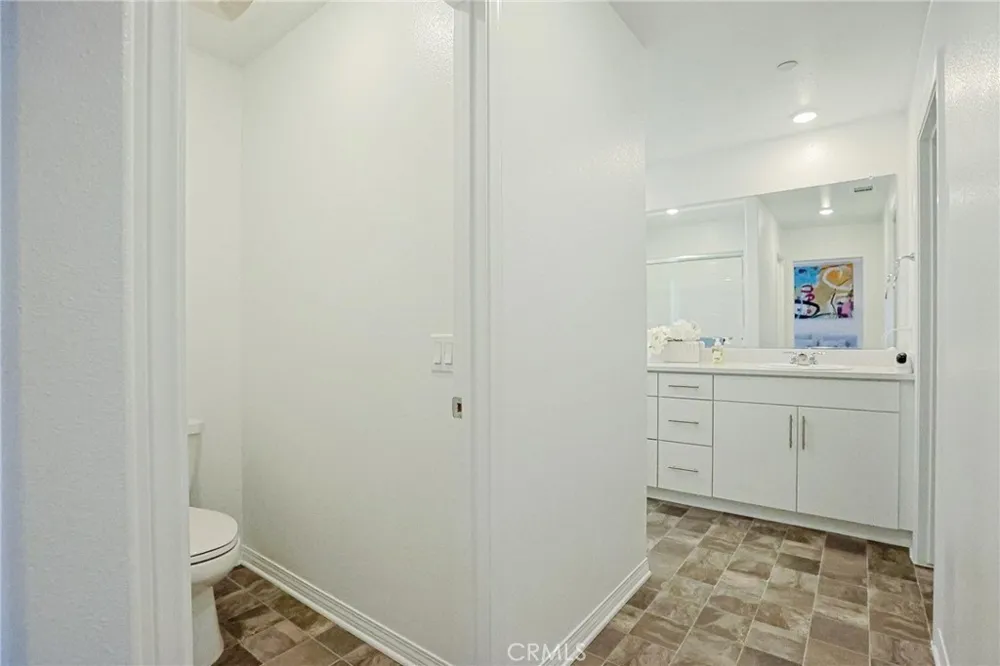 7486 Olive Grove Riverside, CA 92507