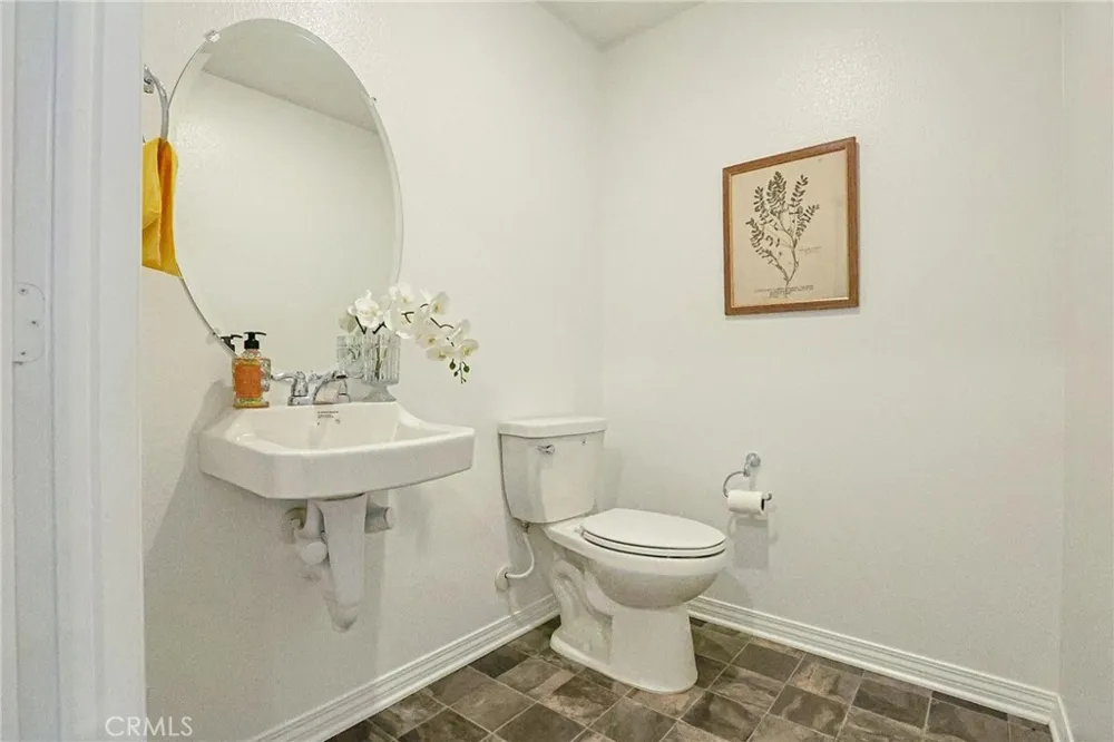 7486 Olive Grove Riverside, CA 92507