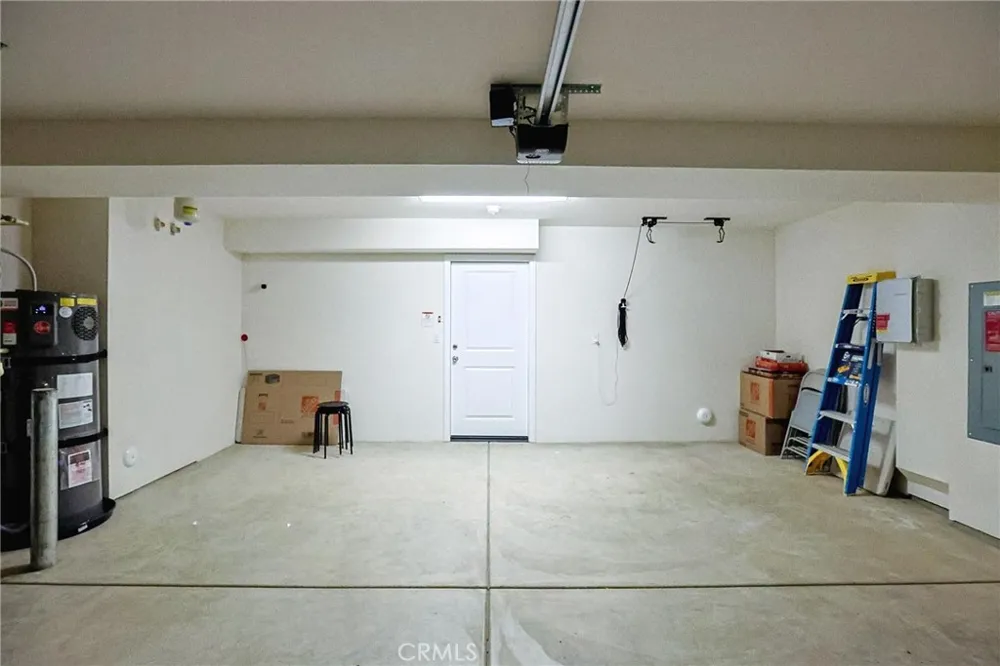 7486 Olive Grove Riverside, CA 92507