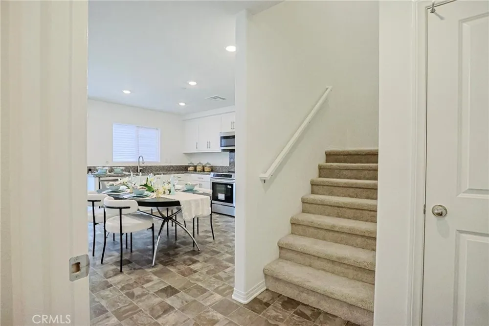 7486 Olive Grove Riverside, CA 92507