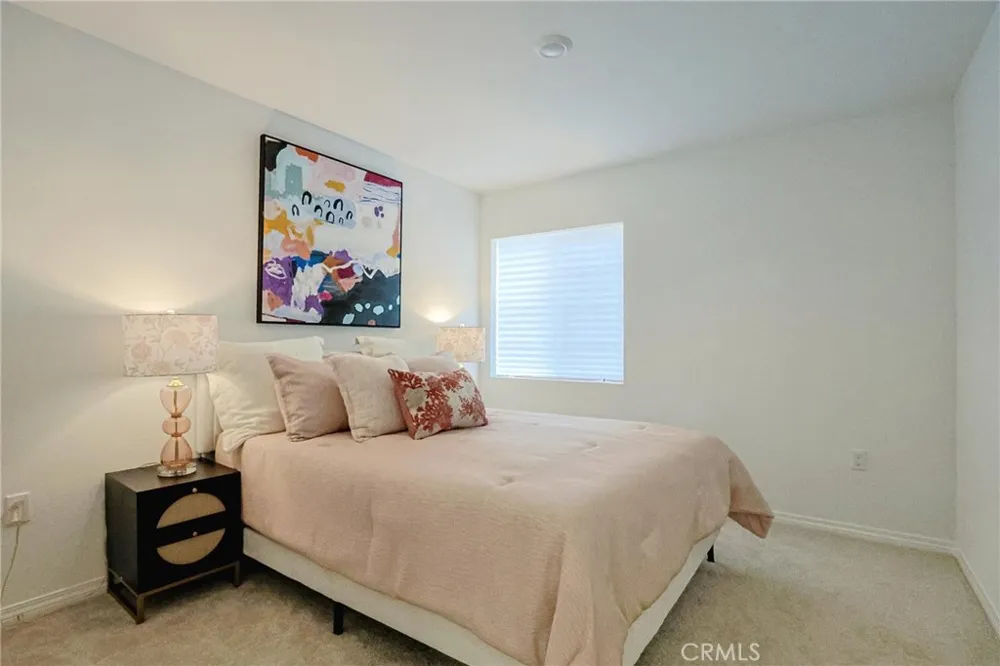7486 Olive Grove Riverside, CA 92507