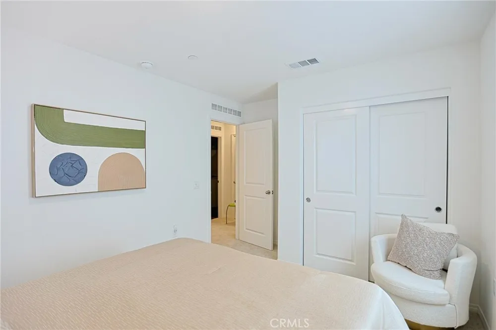 7486 Olive Grove Riverside, CA 92507