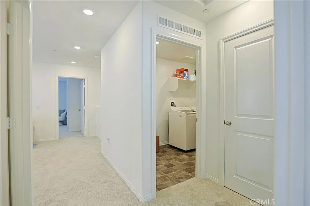 7486 Olive Grove Riverside, CA 92507