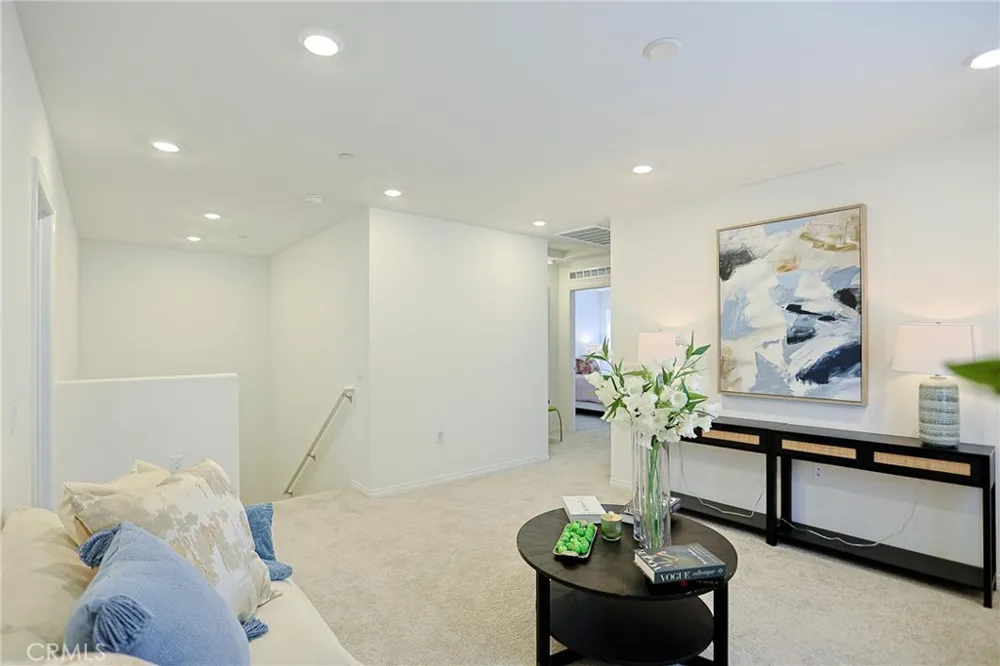 7486 Olive Grove Riverside, CA 92507