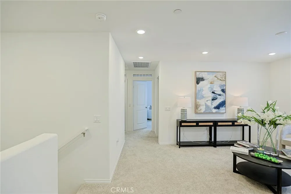 7486 Olive Grove Riverside, CA 92507