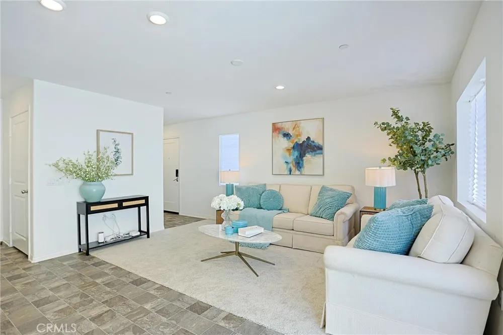7486 Olive Grove Riverside, CA 92507