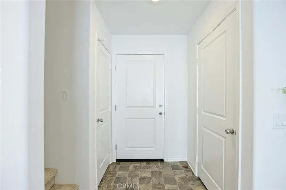7486 Olive Grove Riverside, CA 92507