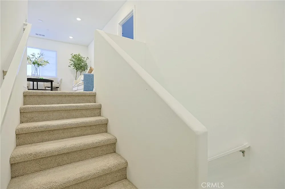 7486 Olive Grove Riverside, CA 92507