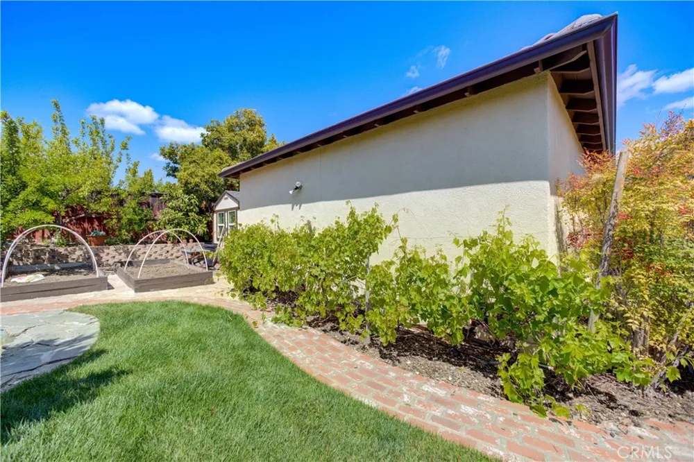 1090 Muscat Court Templeton, CA 93465
