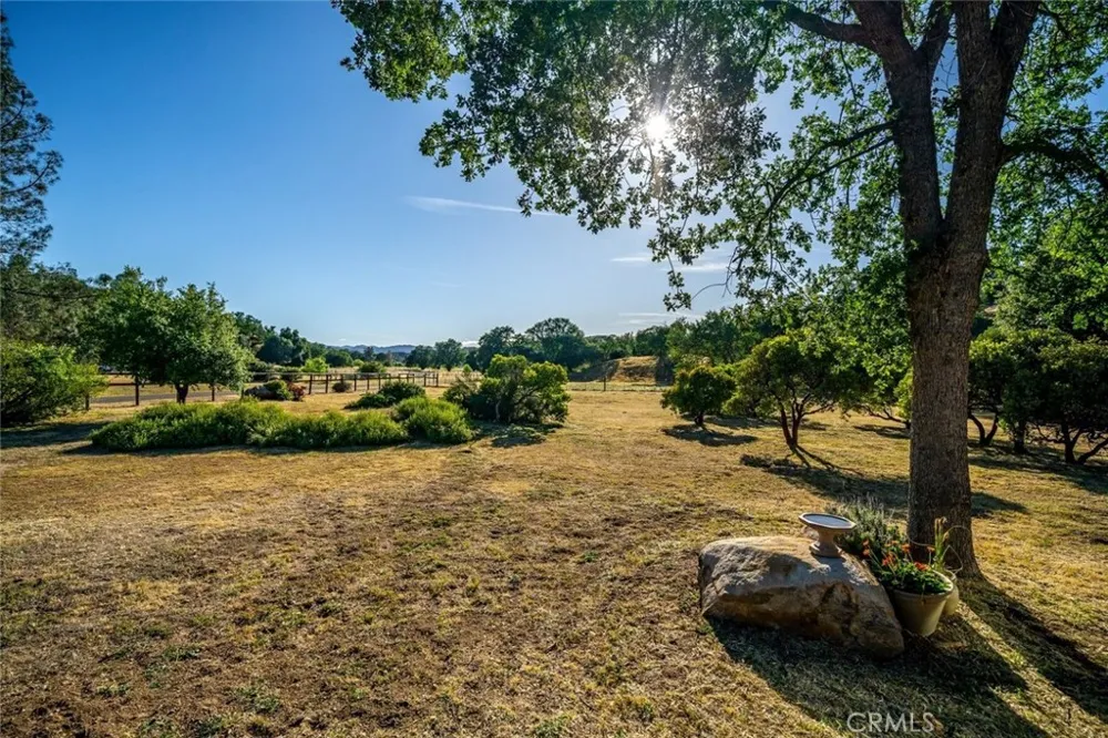 1350 Parkhill Santa Margarita, CA 93453