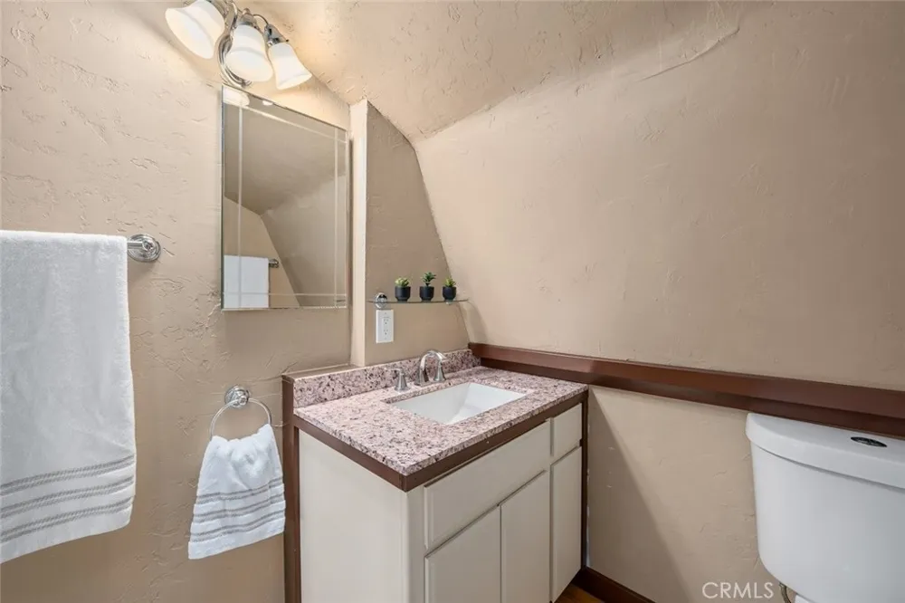1350 Parkhill Santa Margarita, CA 93453
