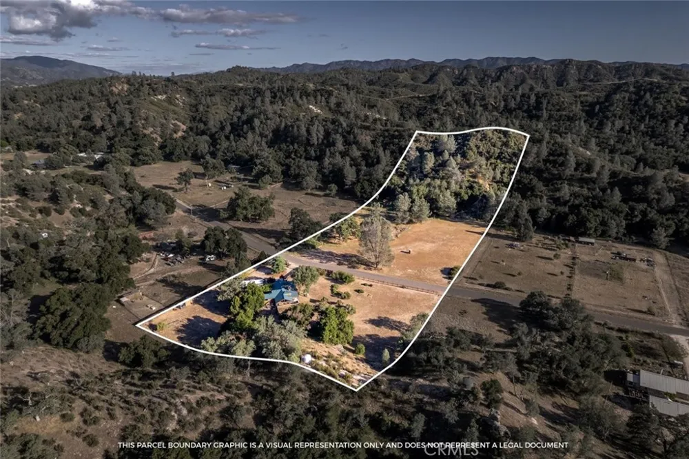 1350 Parkhill Santa Margarita, CA 93453