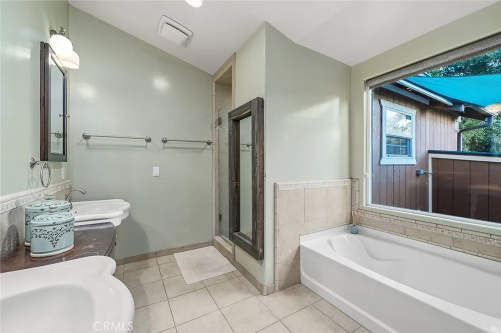 1350 Parkhill Santa Margarita, CA 93453