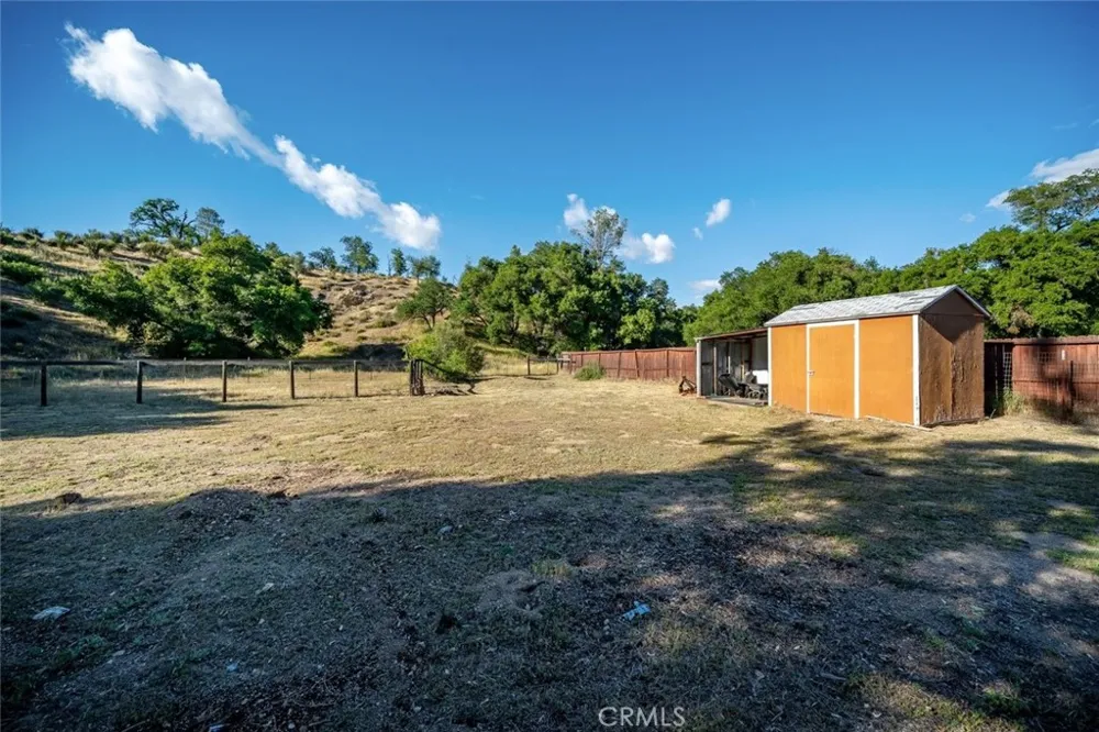 1350 Parkhill Santa Margarita, CA 93453