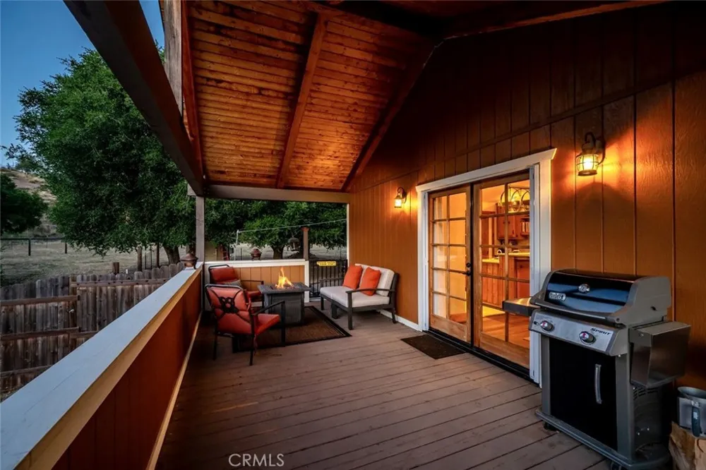 1350 Parkhill Santa Margarita, CA 93453