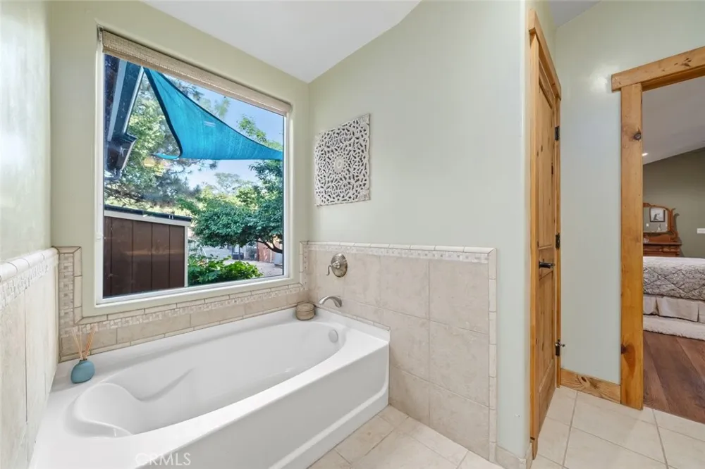 1350 Parkhill Santa Margarita, CA 93453