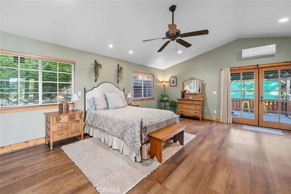 1350 Parkhill Santa Margarita, CA 93453