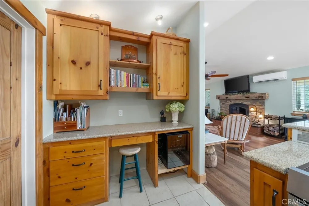 1350 Parkhill Santa Margarita, CA 93453