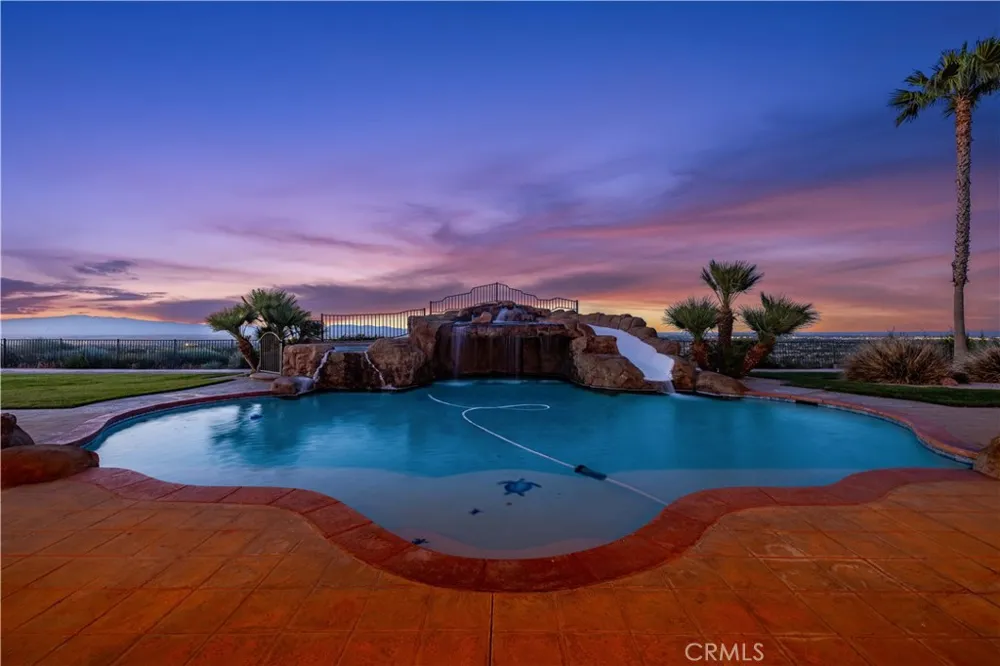 40250 Maestro Palmdale, CA 93551