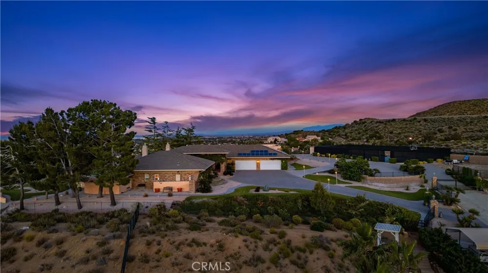 40250 Maestro Palmdale, CA 93551