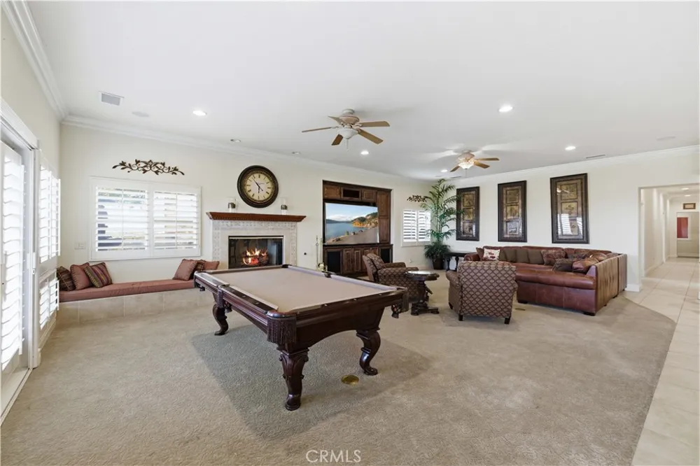 40250 Maestro Palmdale, CA 93551