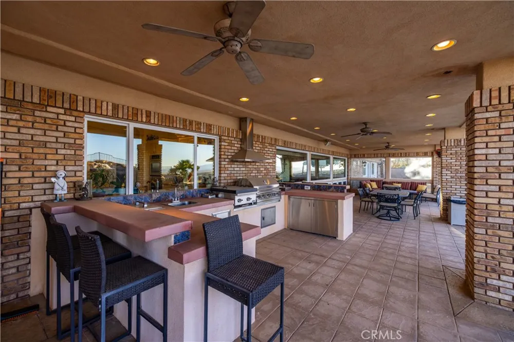40250 Maestro Palmdale, CA 93551