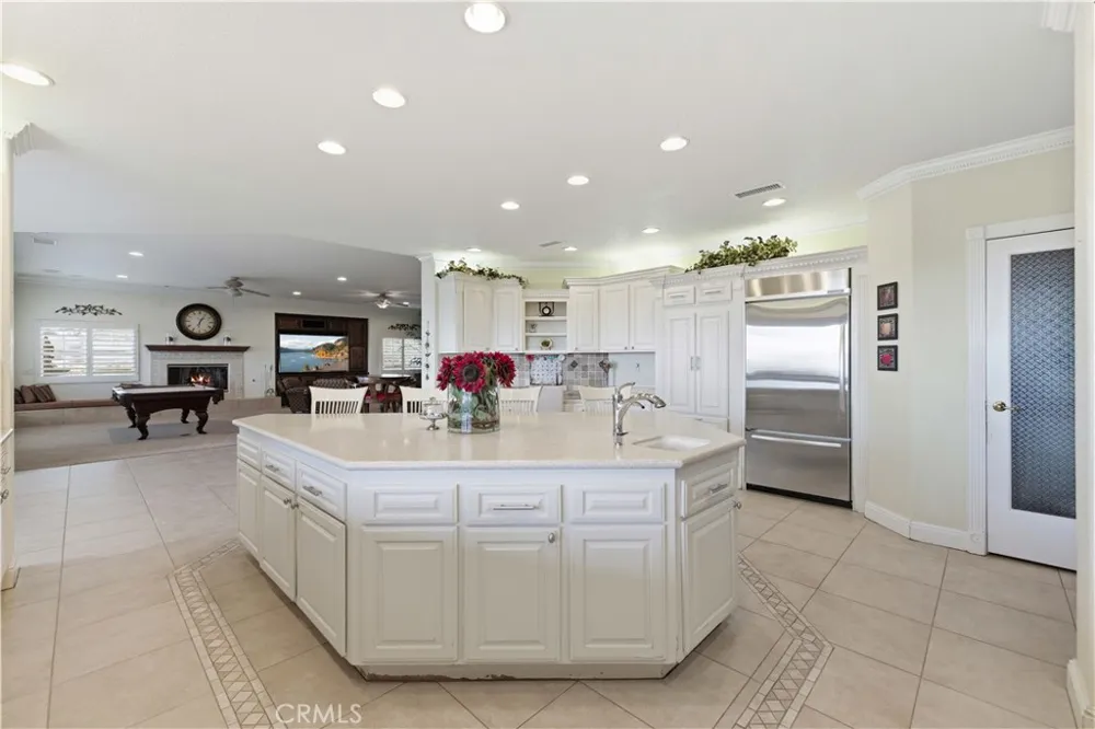 40250 Maestro Palmdale, CA 93551