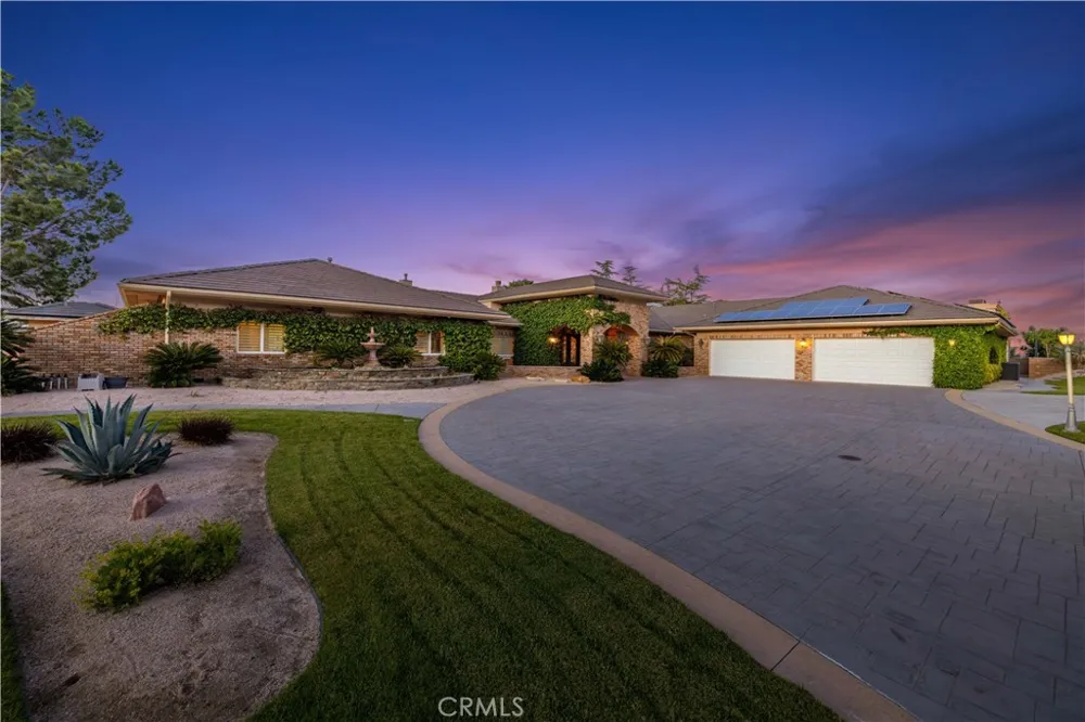 40250 Maestro Palmdale, CA 93551
