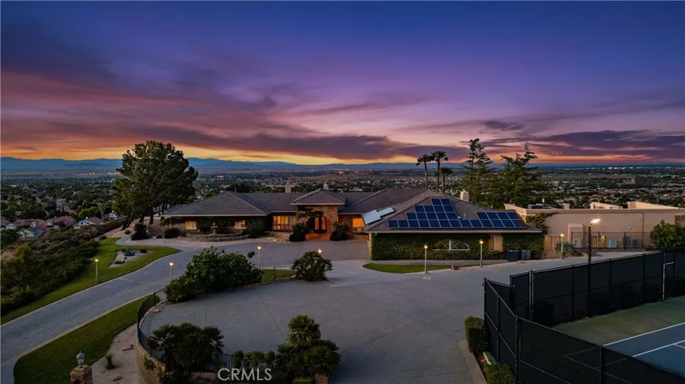 40250 Maestro Palmdale, CA 93551