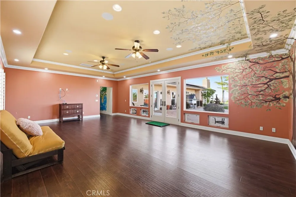 40250 Maestro Palmdale, CA 93551
