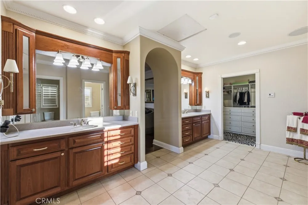 40250 Maestro Palmdale, CA 93551