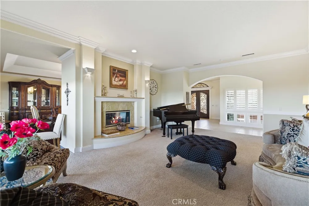 40250 Maestro Palmdale, CA 93551