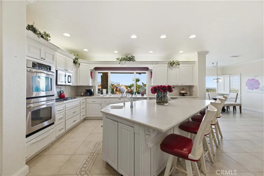 40250 Maestro Palmdale, CA 93551