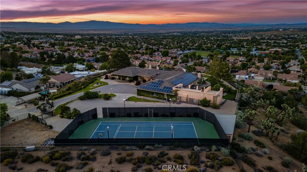 40250 Maestro Palmdale, CA 93551