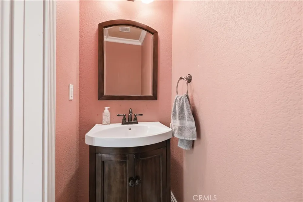 40250 Maestro Palmdale, CA 93551