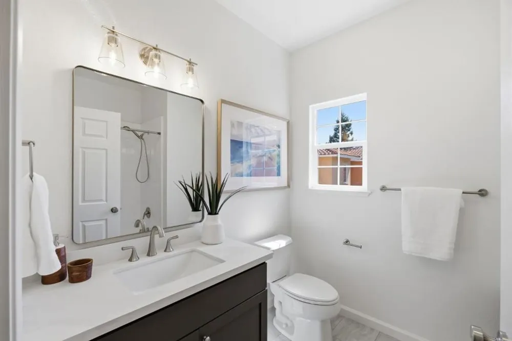 418 E Evelyn Avenue #202 Sunnyvale, CA 94086