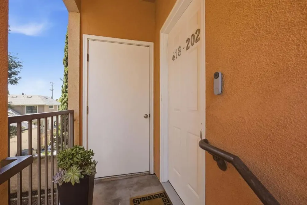 418 E Evelyn Avenue #202 Sunnyvale, CA 94086