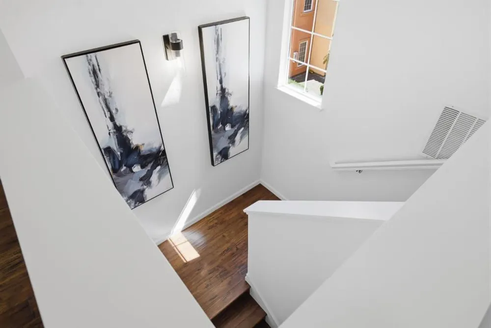 418 E Evelyn Avenue #202 Sunnyvale, CA 94086