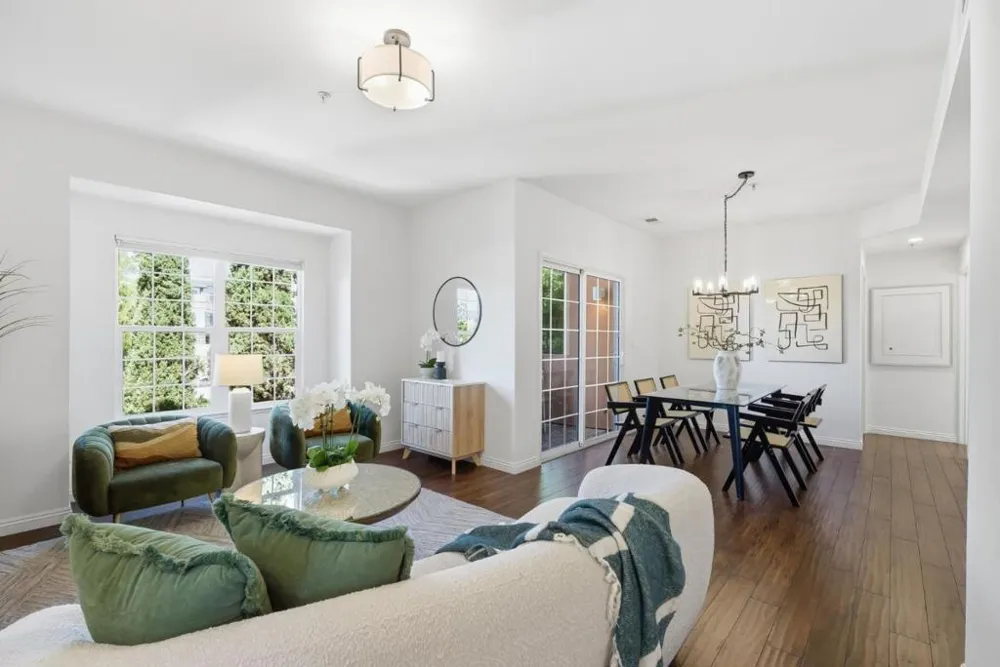 418 E Evelyn Avenue #202 Sunnyvale, CA 94086