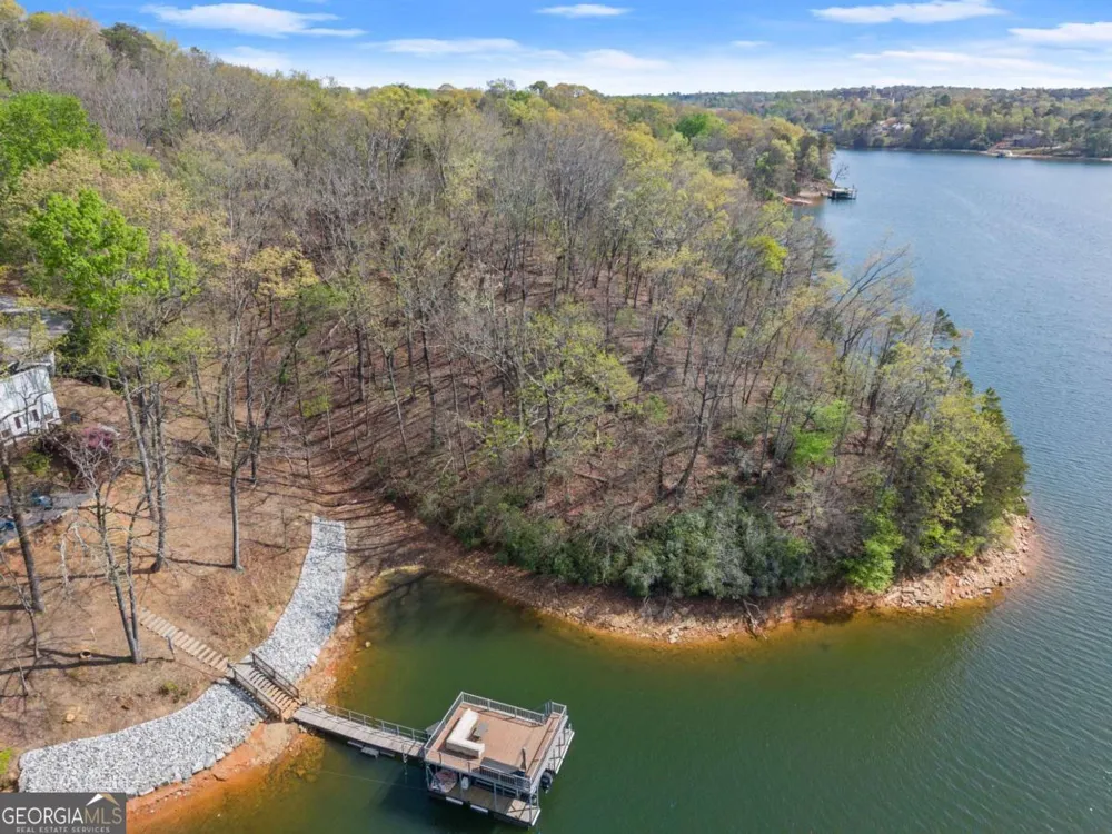 2528 Thompson Ovlk Gainesville, GA 30506