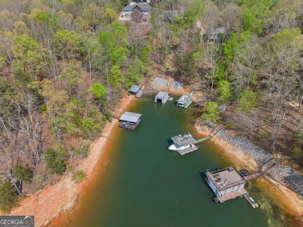 2528 Thompson Ovlk Gainesville, GA 30506