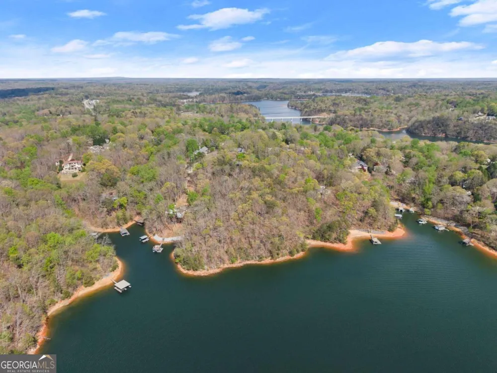 2528 Thompson Ovlk Gainesville, GA 30506