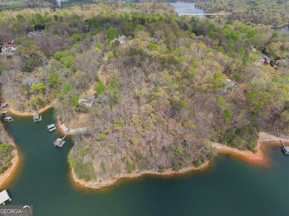 2528 Thompson Ovlk Gainesville, GA 30506