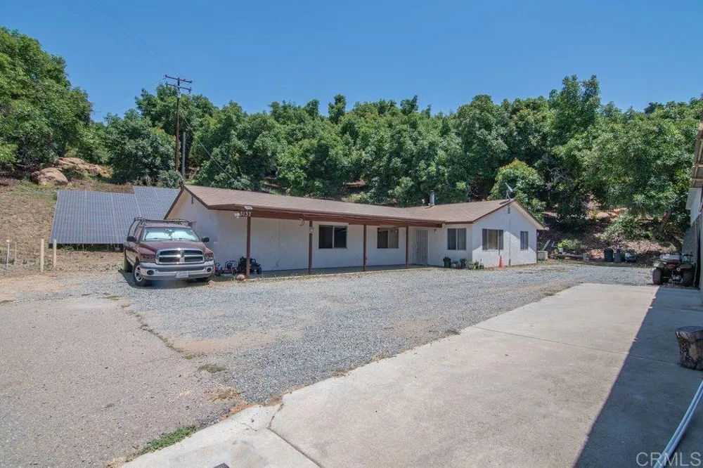 3137 E Valley Parkway Escondido, CA 92027