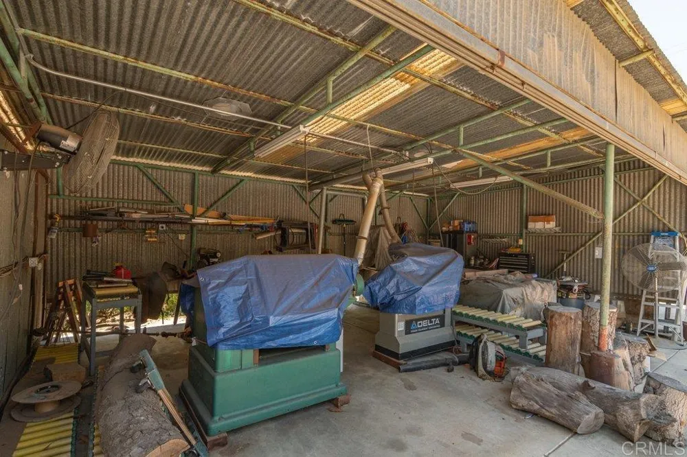 3137 E Valley Parkway Escondido, CA 92027