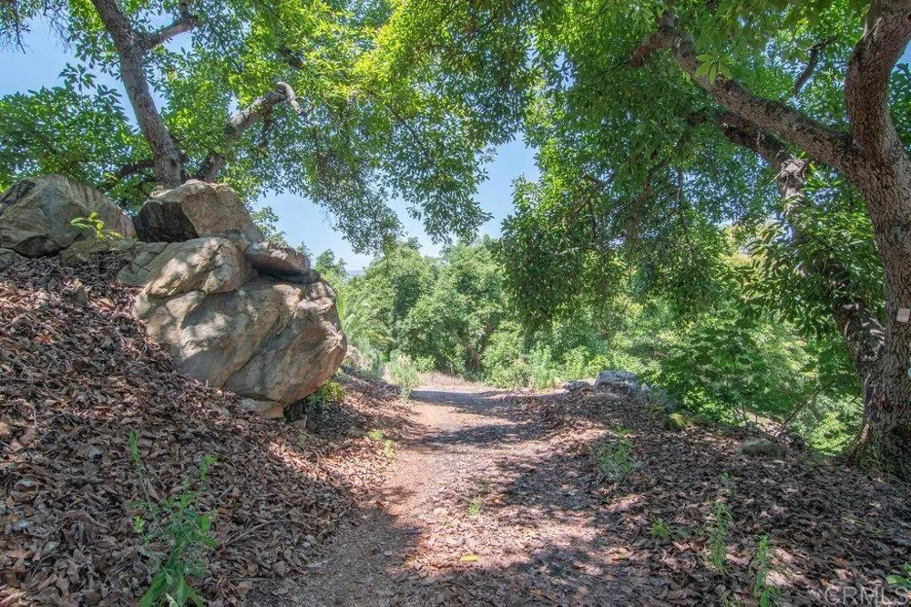 3137 E Valley Parkway Escondido, CA 92027
