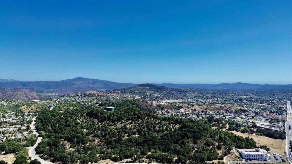 3137 E Valley Parkway Escondido, CA 92027