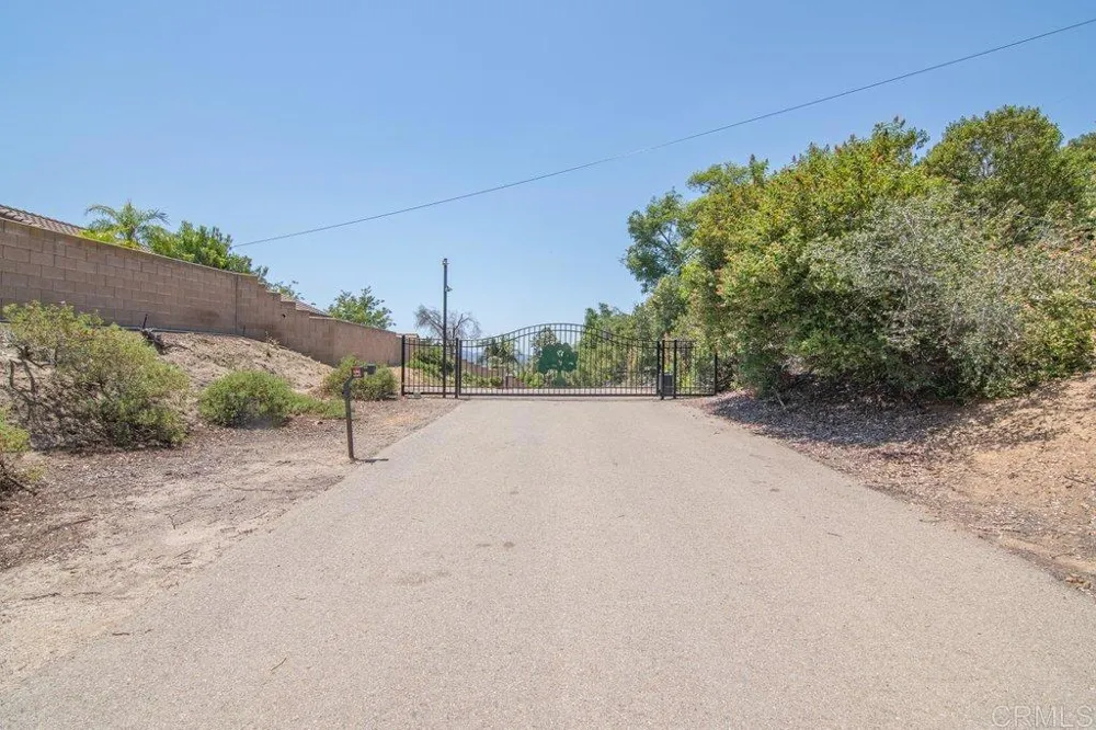 3137 E Valley Parkway Escondido, CA 92027