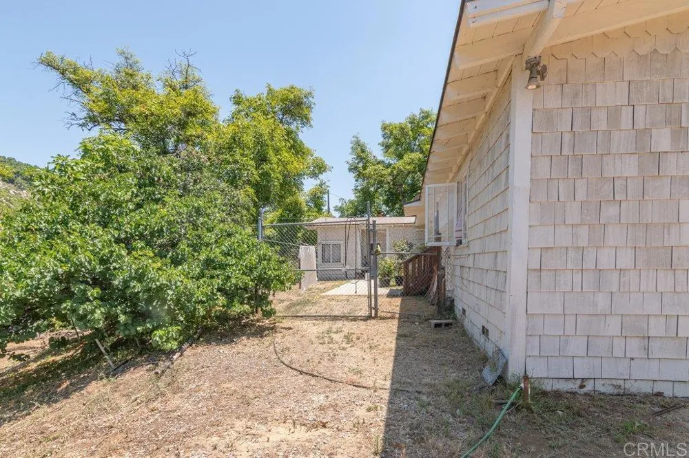 3137 E Valley Parkway Escondido, CA 92027