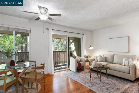 2716 Oak Road #95